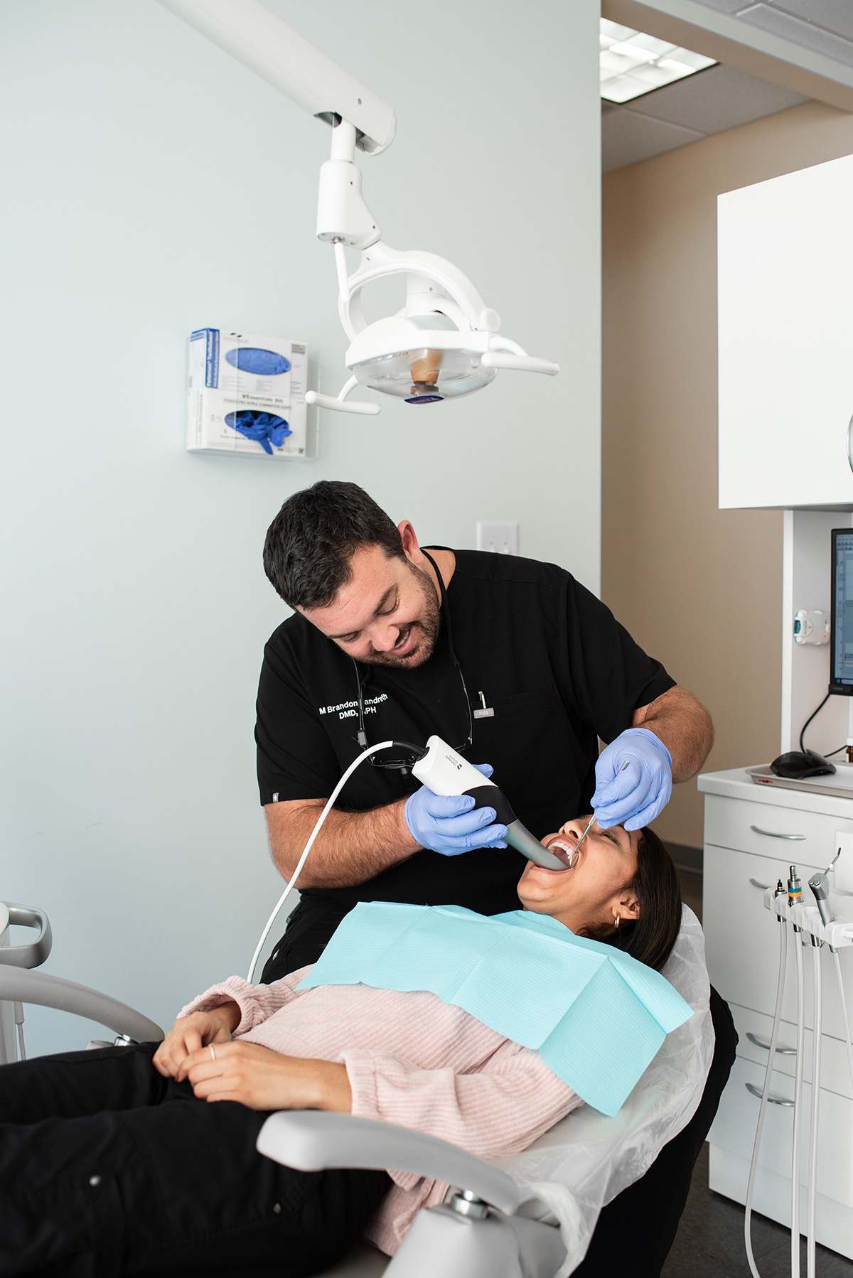 Carolina Roots Dental|Teeth Whitening