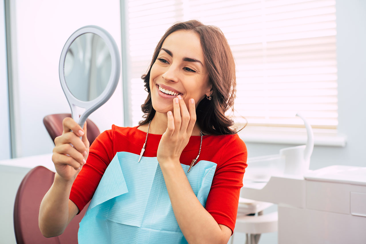 Carolina Roots Dental | Dental Bonding: Quick, Natural Fixes for Chips, Gaps, and Uneven Edges